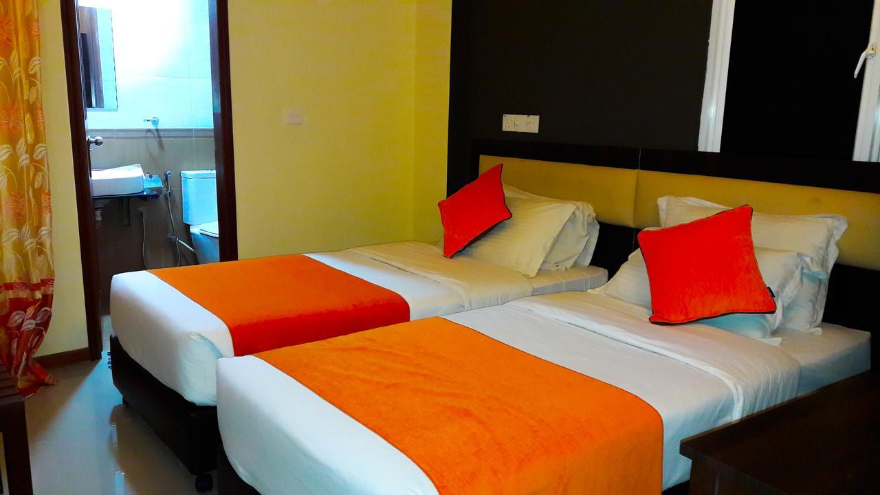 הולהומאל Seasunbeach Hotel Maldives מראה חיצוני תמונה