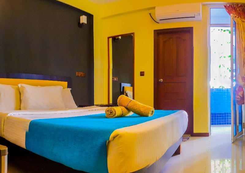 הולהומאל Seasunbeach Hotel Maldives מראה חיצוני תמונה